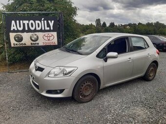 Toyota Auris - 1