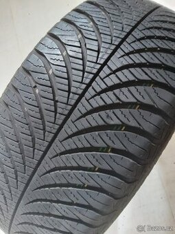 ❄️215/55 R17 Goodyear Celoroční pneumatiky❄️