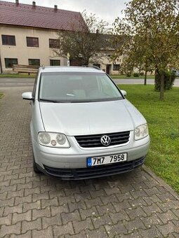 VW Touran - 1