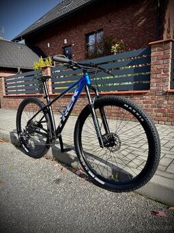 TREK Marlin 8