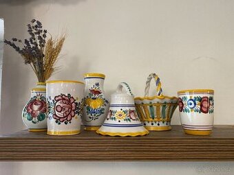 Sada malované keramiky