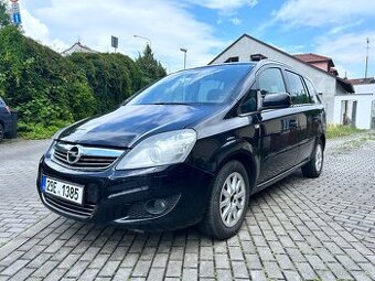 Opel Zafira B 1,8 103 kW, xenony, 253.000 km, černá