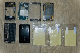 Samsung Galaxy S3 I9300, diely SK17i Xperia mini pro