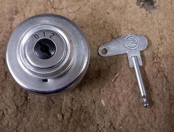 spínací skříňka pro dynamostartér - uloženka - ČZ 502,TATRAN