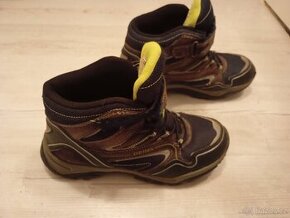 Zimní kotníkové boty vel. 39