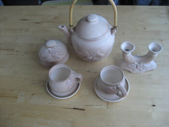 Dekorativní keramická souprava