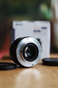 Meike 35mm f1.4 pro MFT