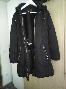 Zimní prošívaná dlouhá bunda