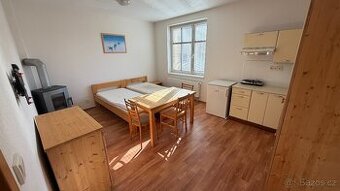 Pronájem bytu 1+1 v Luhačovicích - 1