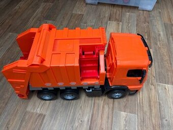 Velké popelářské auto