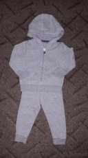 Domácí soupravy a tepláčky pro holčičku