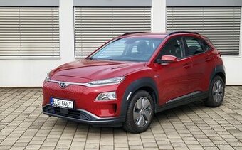 KONA EV 100kW SOH 98,3%, nové pneu a STK, záruka