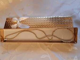 Luxusní pozlacený točený řetízek