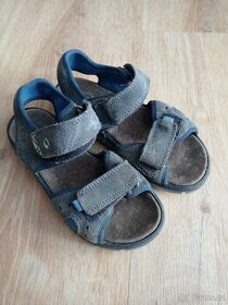 Chlapecké sandály, vel. 31