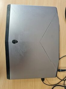 Herní notebook Alienware M14 - 1