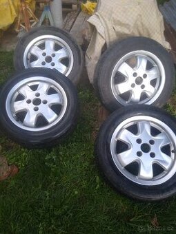 Sada originál Alu Disků FORD 15 + letní PNEU  