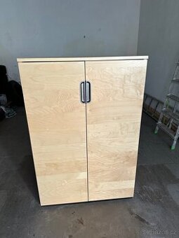 Skříň policová z IKEA