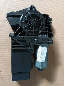 MOTOR STAHOVAČKY OKNA ŠKODA SUPERB P.P. - 1