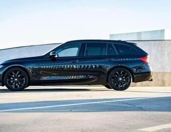 BMW320D