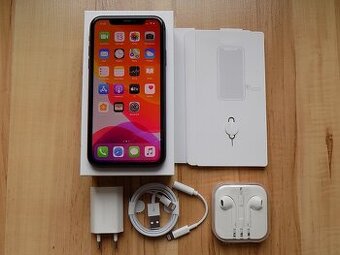 APPLE iPhone 11 128GB Black - ZÁRUKA - TOP STAV