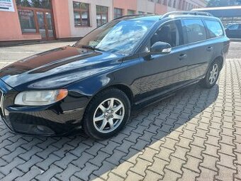 Volvo V70 D5 2.4