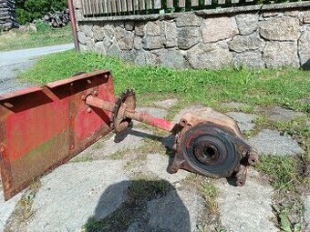 Lis malé balíky Bautz-Claas 460 Compact úhlová převodovka