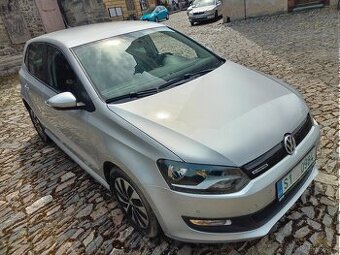 VW POLO 2015