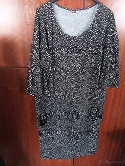 Šaty 👗
