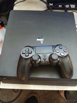 Prodám ps4 slim