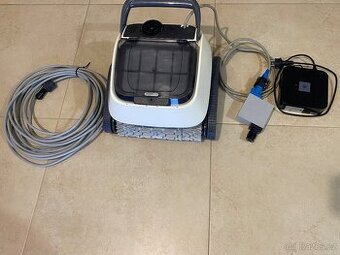 Bazénový automatický vysavač POWER 4.0