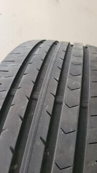 Continental 215/55 R17 94W letní