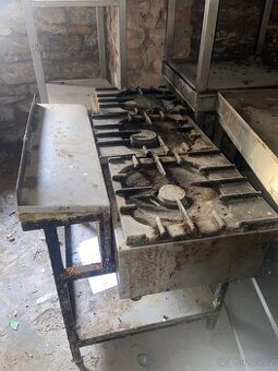 Plynovy sporak