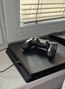 Ps4 slim