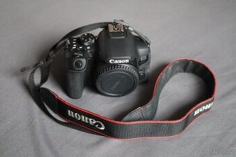 Canon EOS 850D jako nový