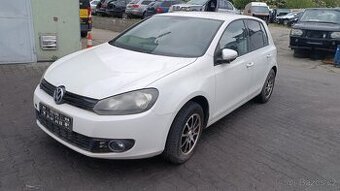 VW GOLF 6 1.2tsi 63kW barva LB9A