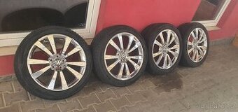 Sada orig. kol VW 5x112 celoroční pneu 255/40 R19