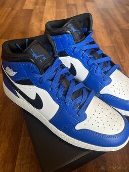 Air Jordan 1Mid