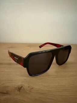 Prada sluneční brýle