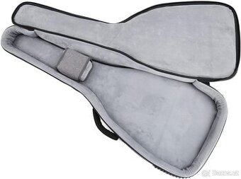 Predam puzdro na gitaru CNB.