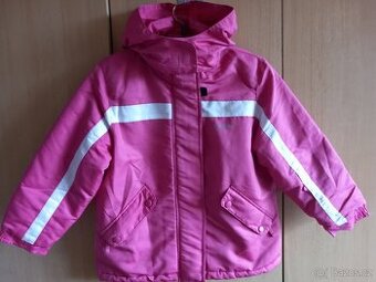 dívčí zimní bunda vel. 122-128 skoro nová