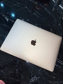 Apple MacBook Air zlatý 256