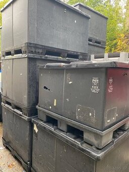 Koupím plastové boxy KTP, Klt ,Magnum boxy, palety plastové