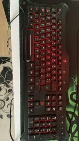 Podsvícená klávesnice Madcats