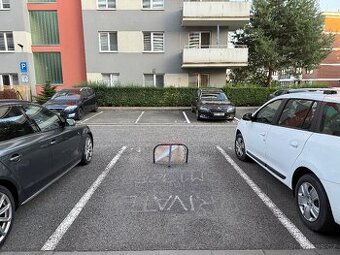 Prodej parkovacího místa