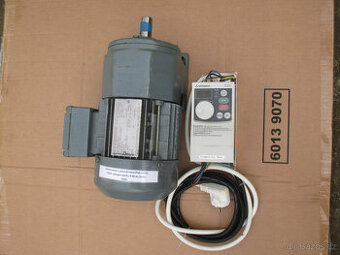 Elektromotor s převodovkou a frekvenčním měničem. 150W 0-50