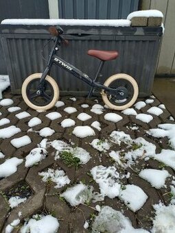 Dětské odrážedlo B'twin Decathlon s brzdou