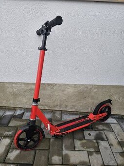 Velká odpružená skládací koloběžka