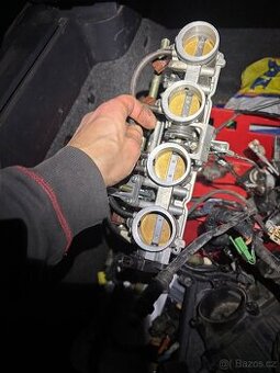 Kompletni vstrikovace Honda CBR 1000RR Fireblade 04-07 SC57