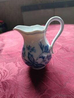 Mlekovka vzor cibulák