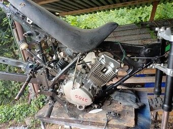 yuki,kentoya,loncin,jawa